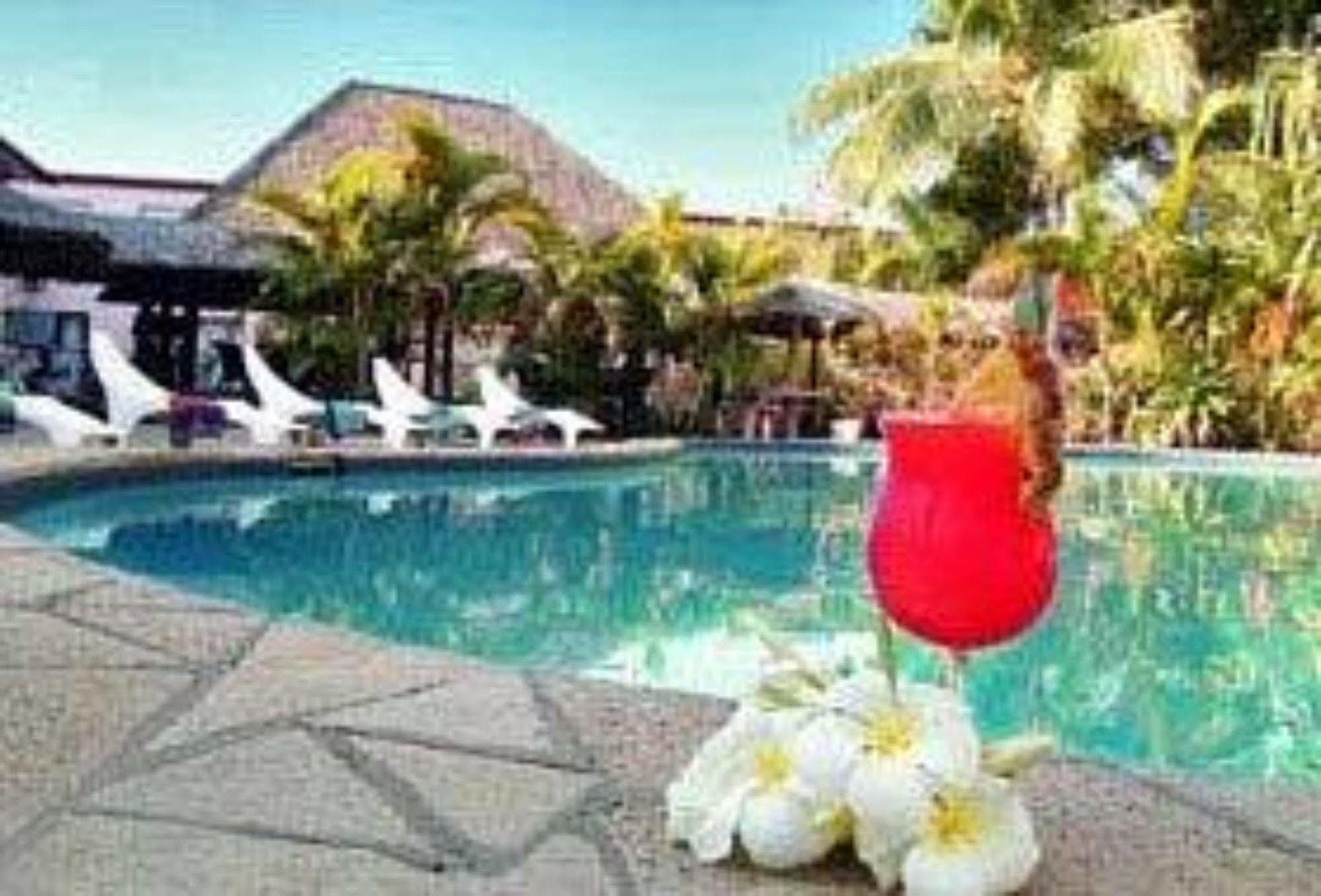 Capricorn International Hotel Nadi Exteriér fotografie